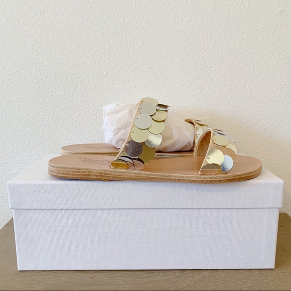 Ancient Greek Poulia Sandals in silver/platinum - Picture 5 of 9